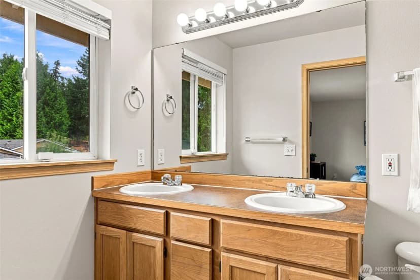 Property photo for 714 144th Street Sw, Lynnwood photo 12