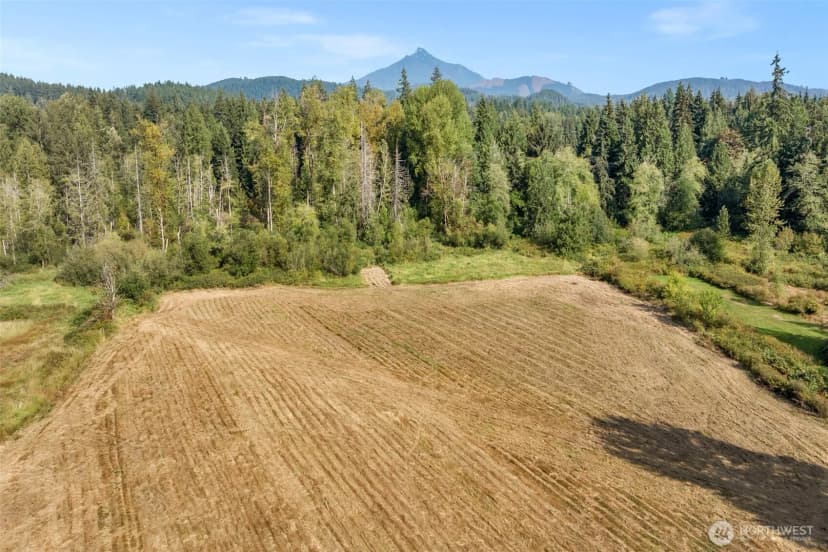 Property photo for 8707 Robe Menzel Road, Granite Falls photo 8