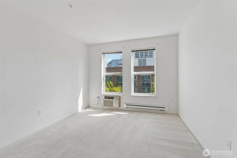 Property photo for 4343 Roosevelt Way Ne #608, Seattle photo 18