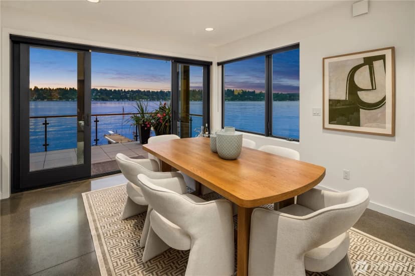Property photo for 13031 Holmes Point Drive Ne, Kirkland photo 9