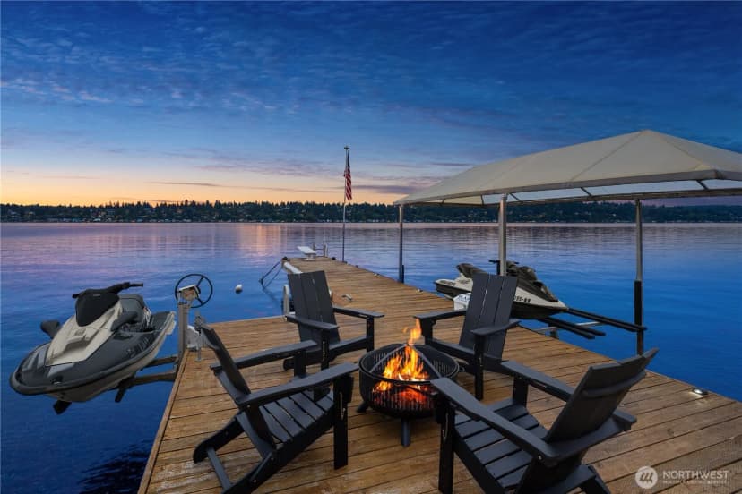 Property photo for 13031 Holmes Point Drive Ne, Kirkland photo 37