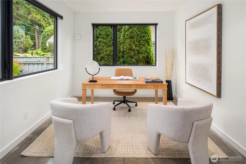 Property photo for 13031 Holmes Point Drive Ne, Kirkland photo 15