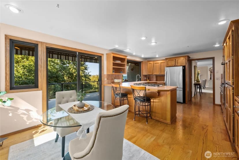 Property photo for 30017 24th Avenue Sw, Federal Way photo 17