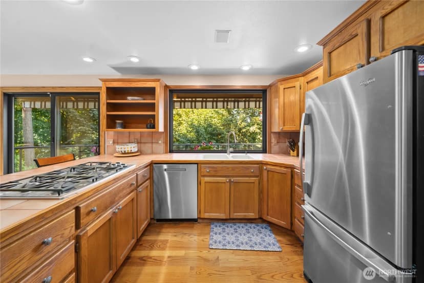 Property photo for 30017 24th Avenue Sw, Federal Way photo 18