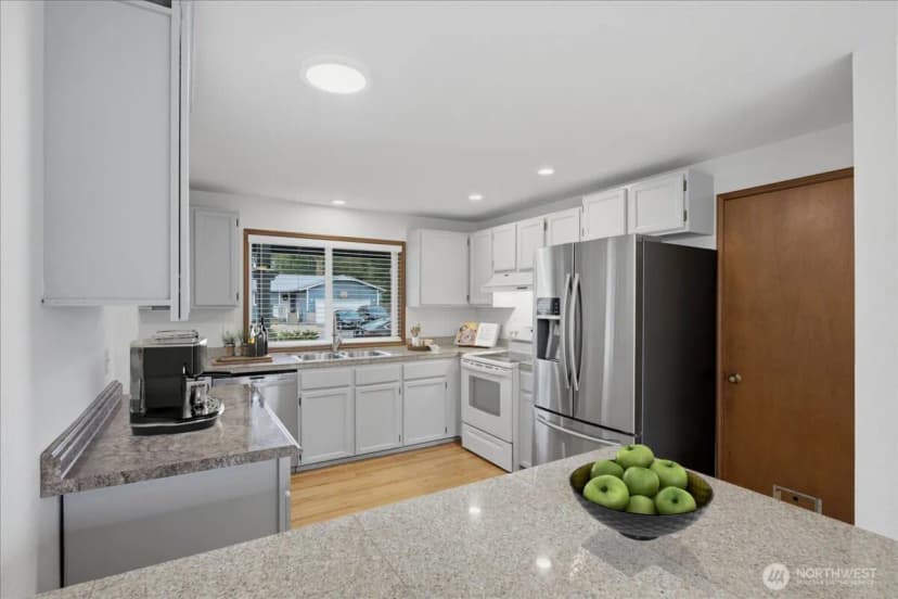 Property photo for 10203 50th Place W, Mukilteo photo 8