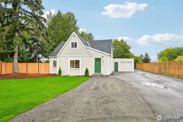 Property photo for 10522 22nd Avenue E, Tacoma
