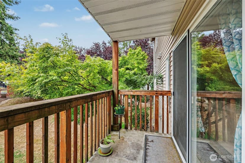 Property photo for 1825 S 330th St #f203, Federal Way photo 20