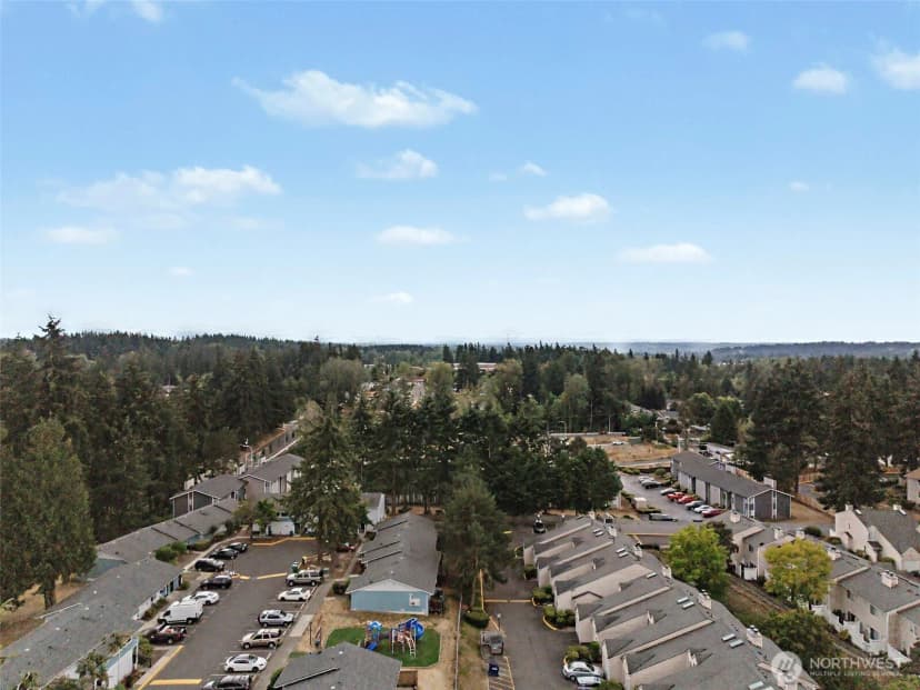 Property photo for 1825 S 330th St #f203, Federal Way photo 25