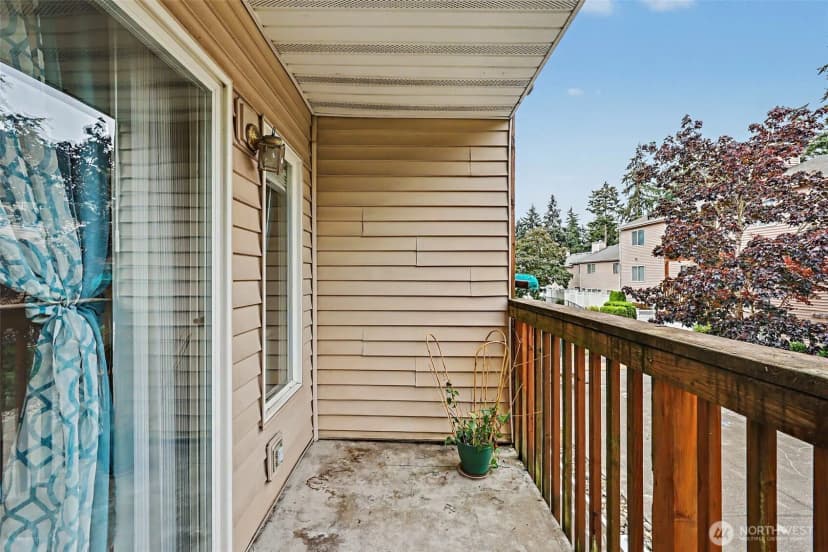 Property photo for 1825 S 330th St #f203, Federal Way photo 19