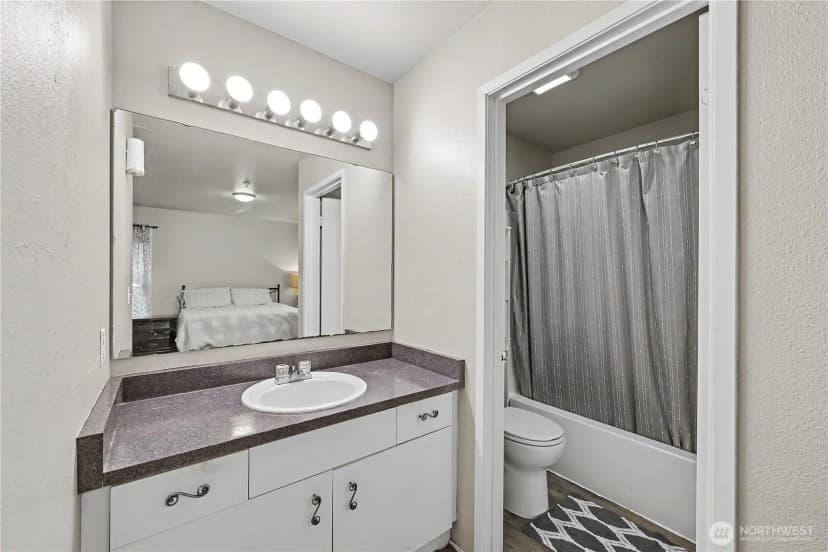 Property photo for 1825 S 330th St #f203, Federal Way photo 10