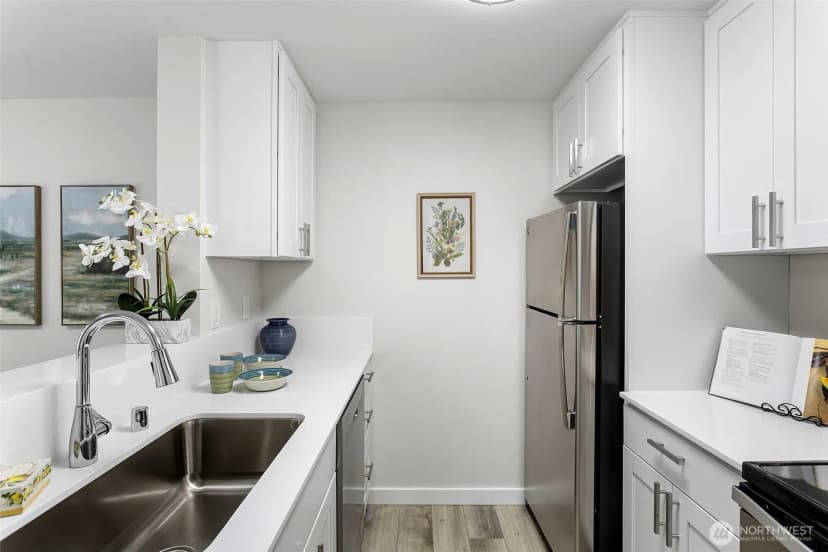 Property photo for 11002 Se Petrovitsky Road #d302, Renton photo 10