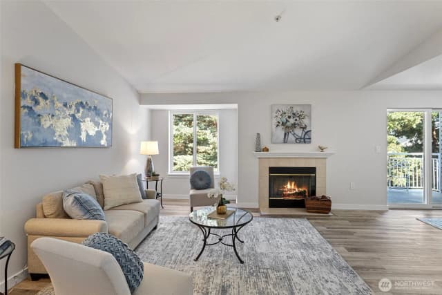 Property photo for 11002 Se Petrovitsky Road #d302, Renton photo 2