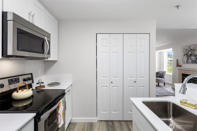 Property photo for 11002 Se Petrovitsky Road #d302, Renton photo 11