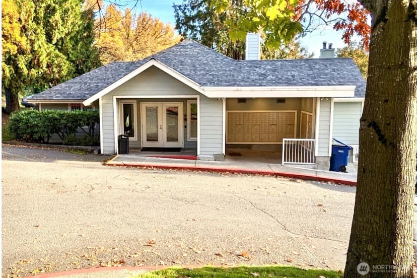 Property photo for 975 Aberdeen Avenue Ne #a101, Renton photo 17