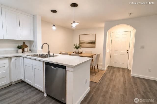 Property photo for 975 Aberdeen Avenue Ne #a101, Renton photo 3