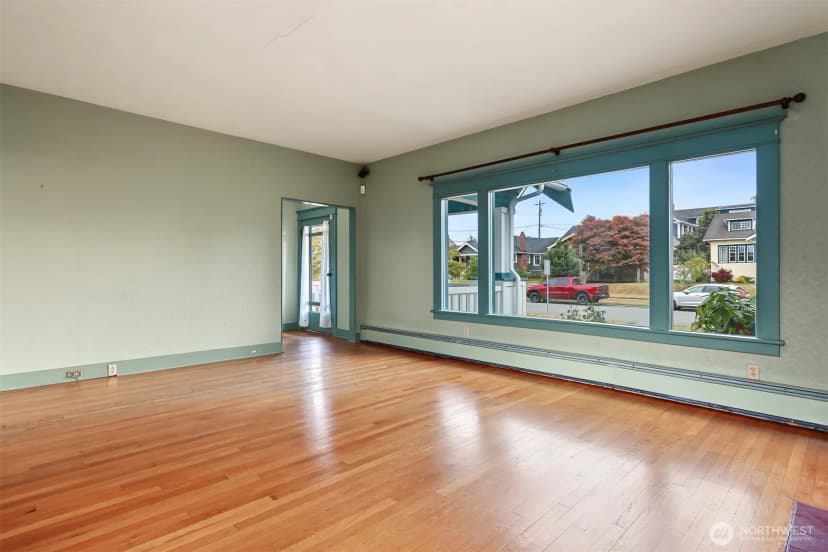 Property photo for 1010 Rucker Avenue, Everett photo 12