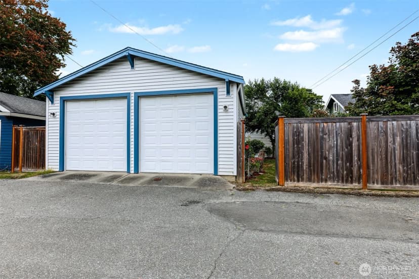 Property photo for 1010 Rucker Avenue, Everett photo 33