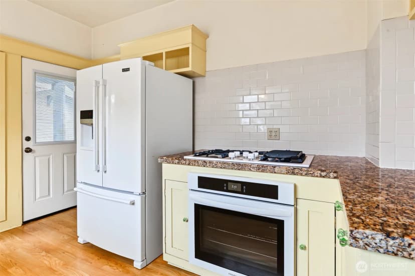 Property photo for 1010 Rucker Avenue, Everett photo 15