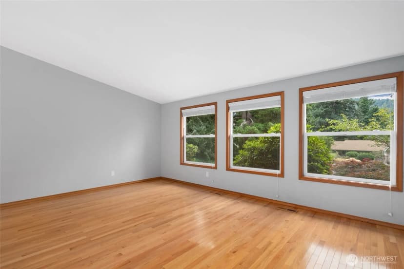 Property photo for 28620 Se 464th Court, Enumclaw photo 6