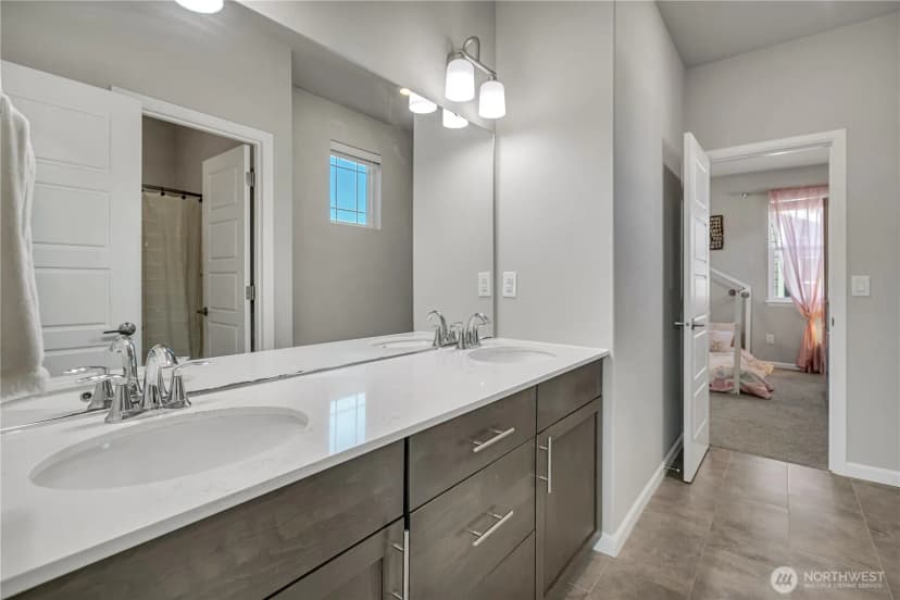 Property photo for 18511 128th Avenue E, Puyallup photo 29