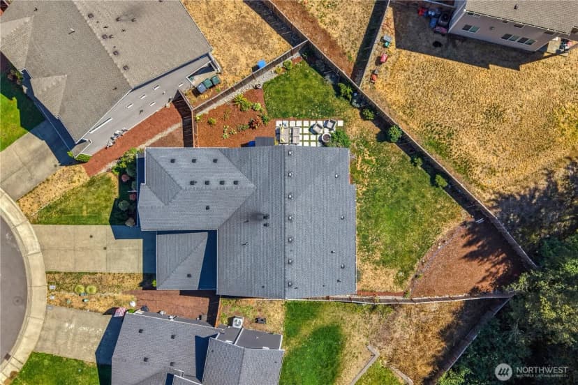 Property photo for 18511 128th Avenue E, Puyallup photo 37