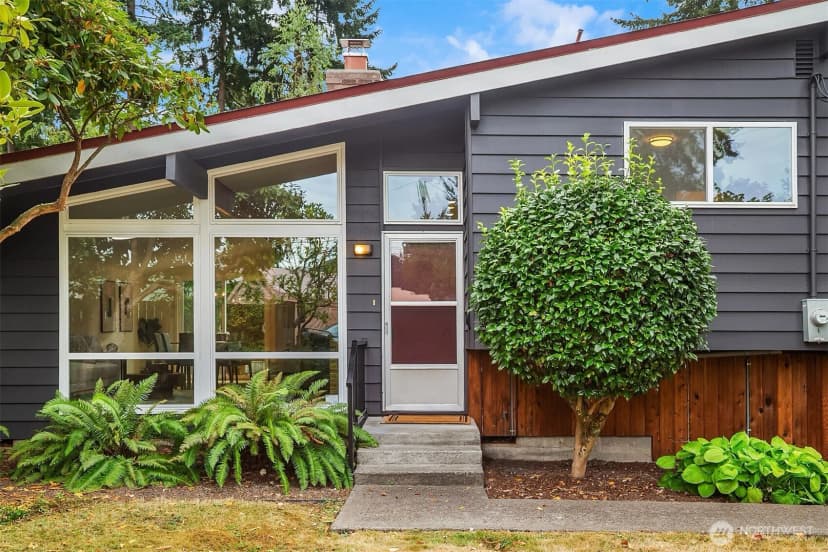 Property photo for 8124 213th Street Sw, Edmonds photo 2