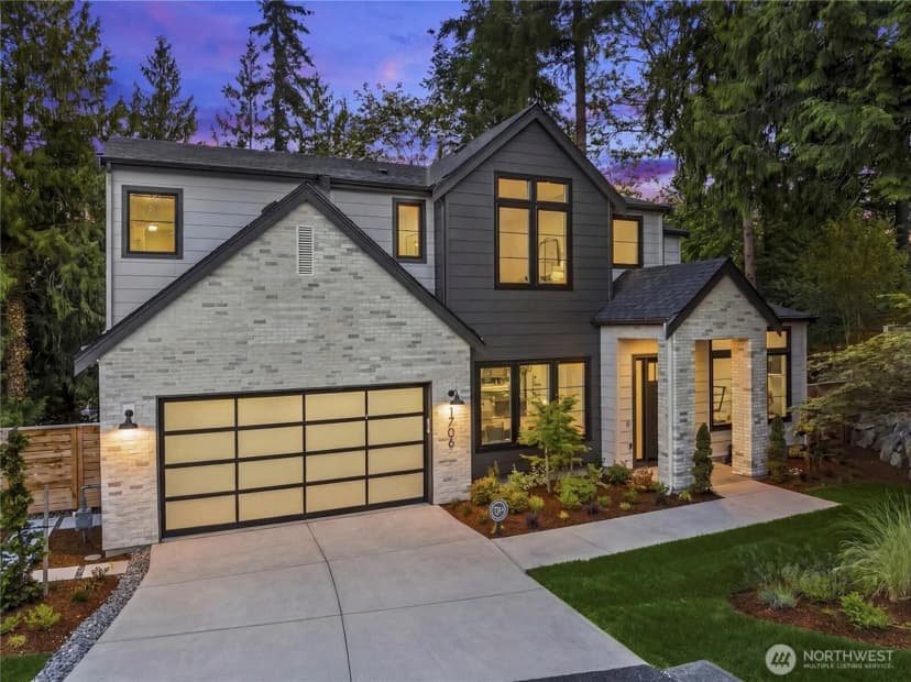 Property photo for 1706 111th Avenue Ne, Bellevue