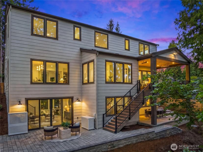 Property photo for 1706 111th Avenue Ne, Bellevue photo 3