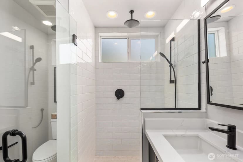 Property photo for 3625 Wallingford Avenue N #a, Seattle photo 24