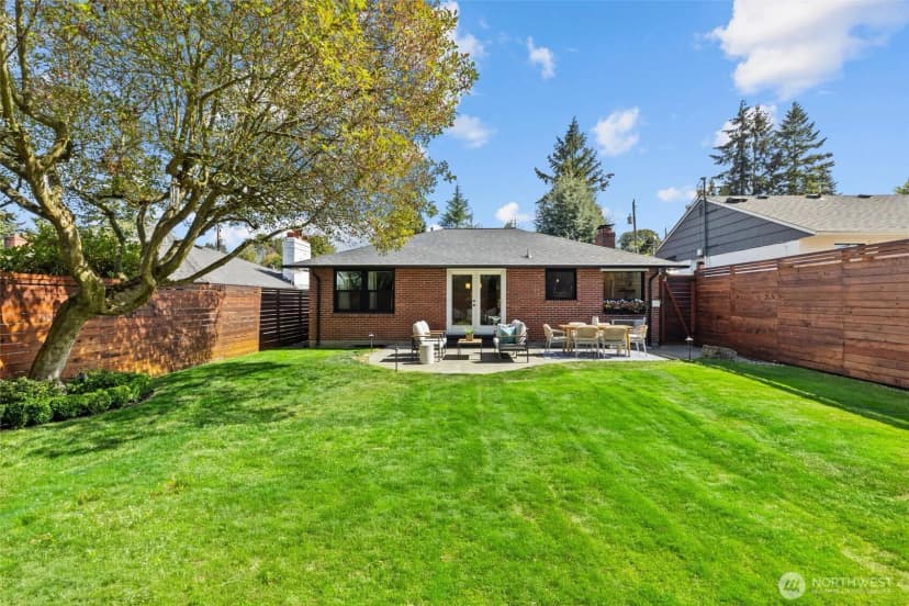 Property photo for 3429 40th Avenue W, Seattle photo 32