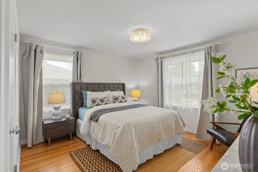 Property photo for 3429 40th Avenue W, Seattle photo 15