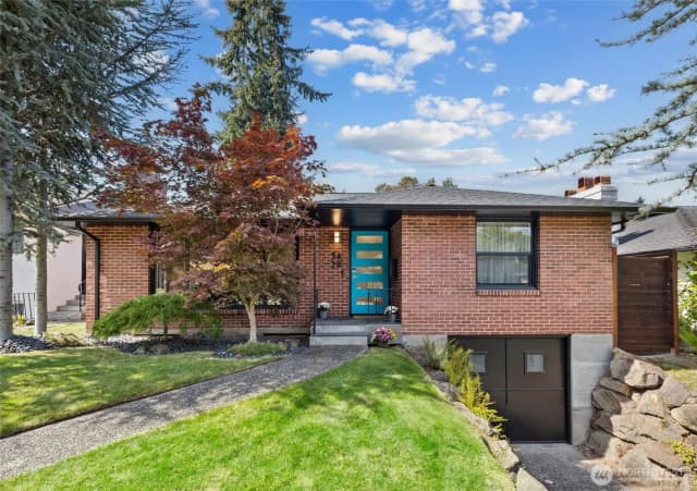 Property photo for 3429 40th Avenue W, Seattle