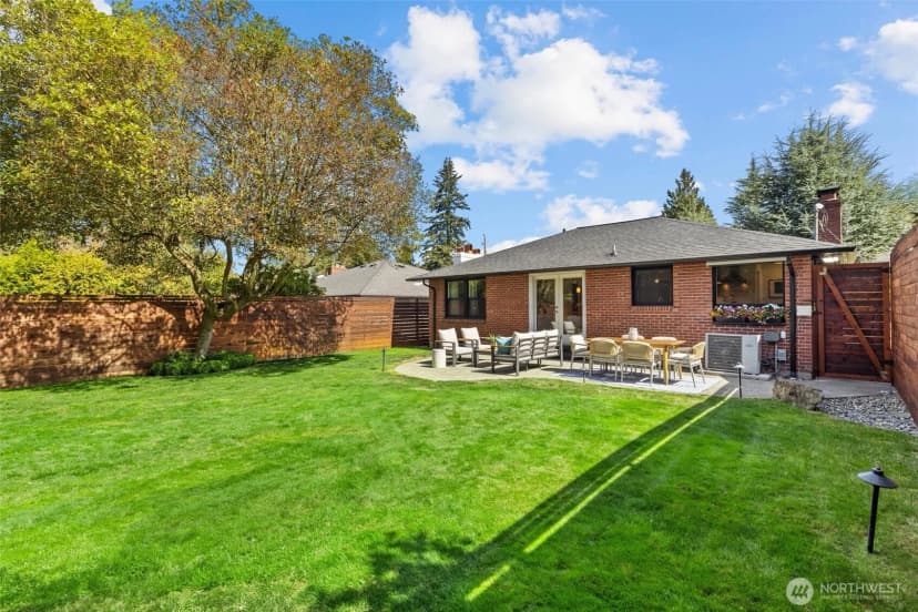 Property photo for 3429 40th Avenue W, Seattle photo 31