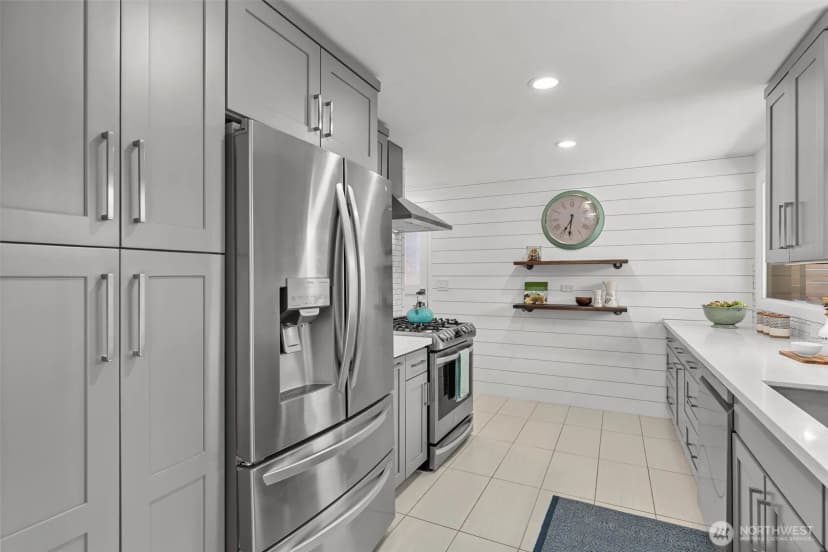 Property photo for 3429 40th Avenue W, Seattle photo 10