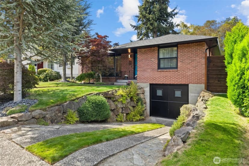 Property photo for 3429 40th Avenue W, Seattle photo 33