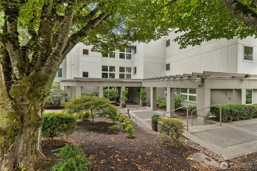 Property photo for 101 99th Avenue Ne #301, Bellevue photo 39