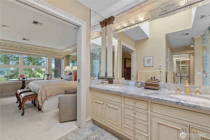 Property photo for 101 99th Avenue Ne #301, Bellevue photo 26