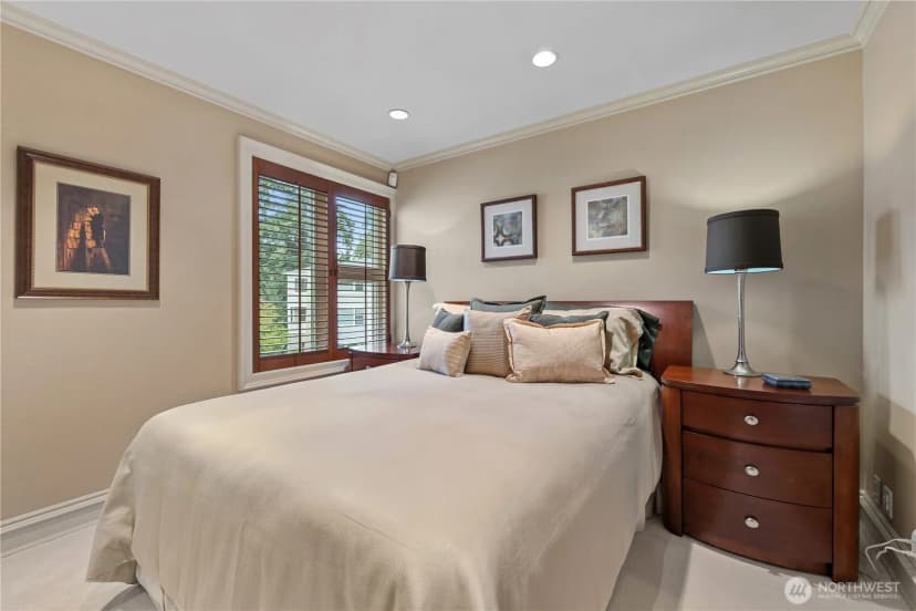 Property photo for 101 99th Avenue Ne #301, Bellevue photo 31