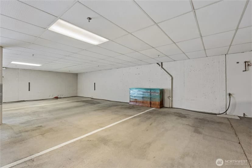 Property photo for 101 99th Avenue Ne #301, Bellevue photo 38