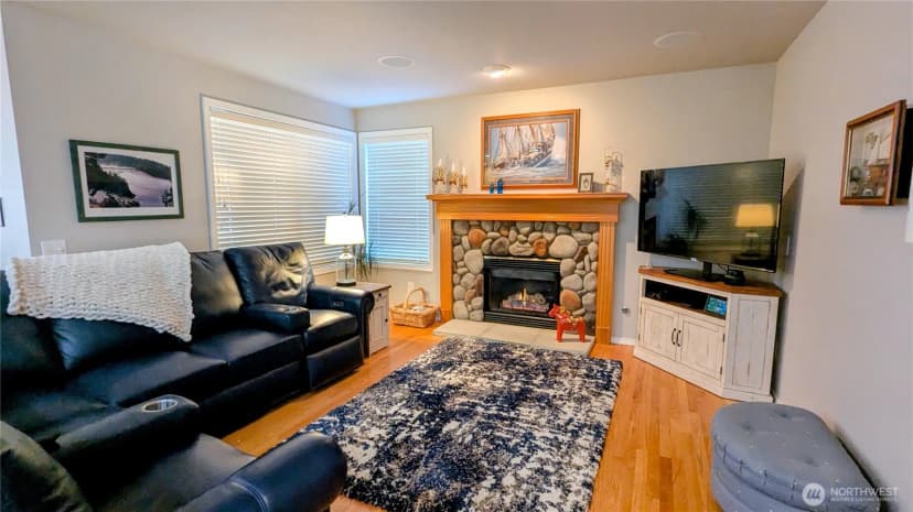 Property photo for 18431 12th Drive Se, Bothell photo 13
