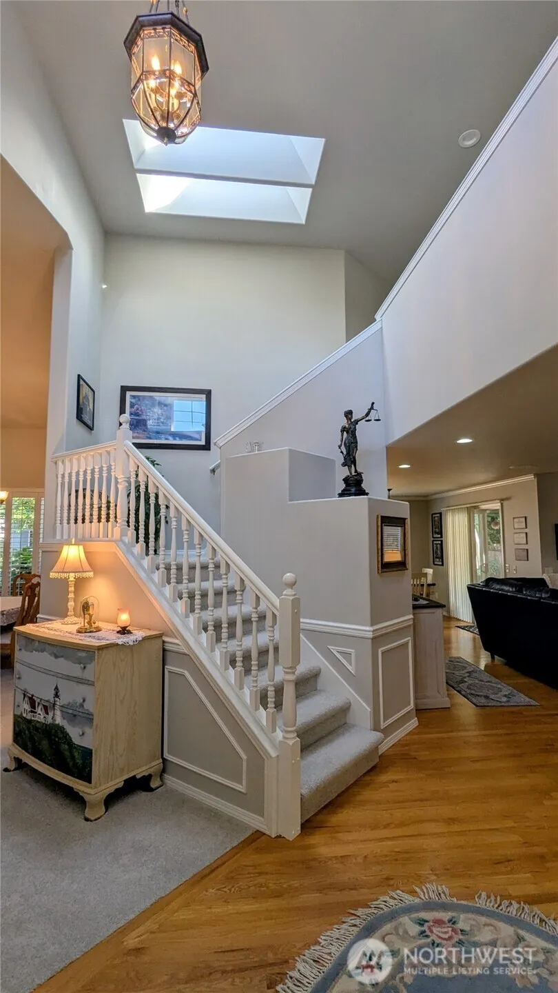 Property photo for 18431 12th Drive Se, Bothell photo 5