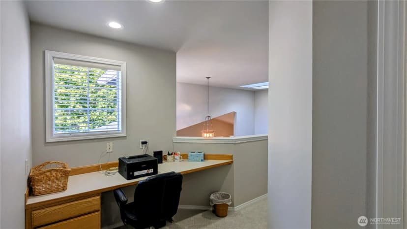 Property photo for 18431 12th Drive Se, Bothell photo 31