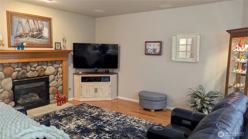 Property photo for 18431 12th Drive Se, Bothell photo 12