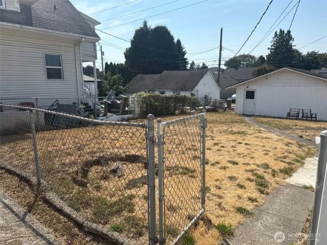 Property photo for 1936 S M Street, Tacoma photo 5