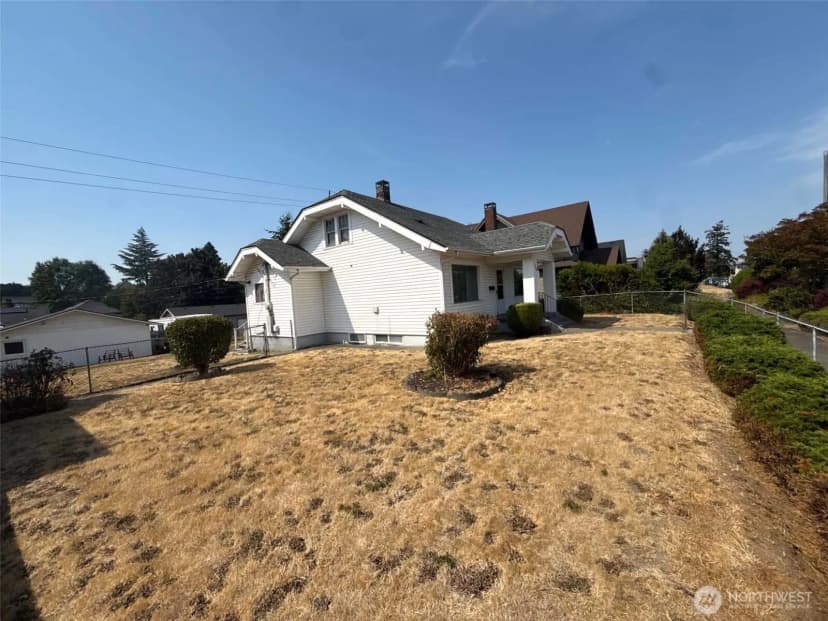 Property photo for 1936 S M Street, Tacoma photo 2