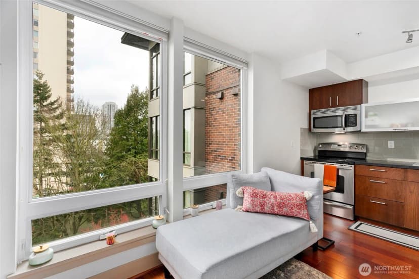 Property photo for 4547 8th Avenue Ne #508, Seattle