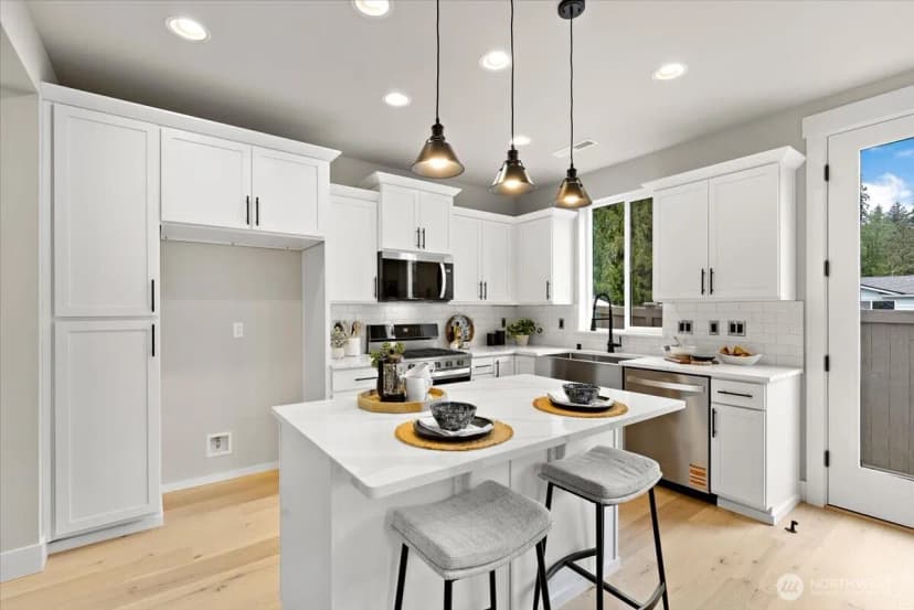Property photo for 225 156th Place Sw #mg 07, Lynnwood photo 9