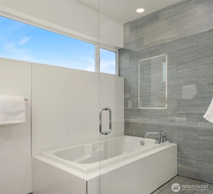 Property photo for 649 Nw 83rd Street, Seattle photo 27