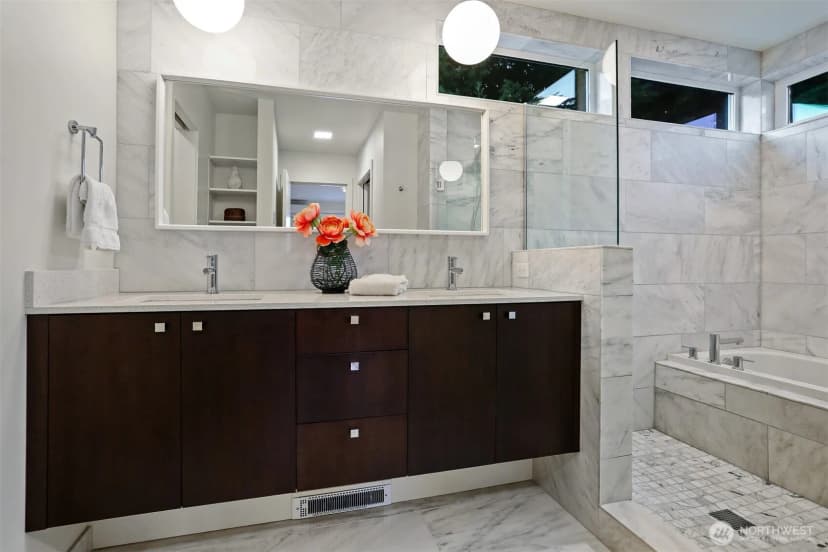 Property photo for 3641 22nd Avenue W #unit E, Seattle photo 22
