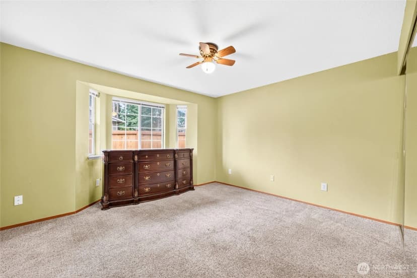 Property photo for 104 Barbara Lane, Everett photo 14